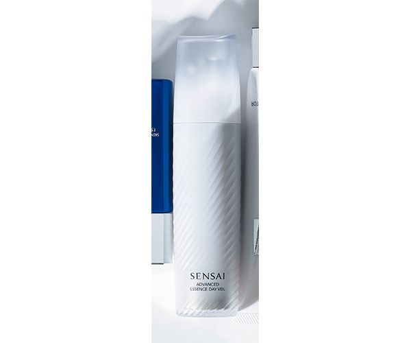 SENSAI アドバンスト エッセンスデイヴェール
