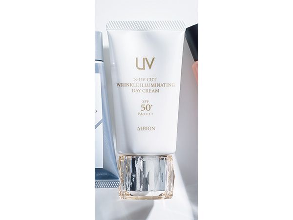 ALBION リンクル イルミネイティング デイクリーム