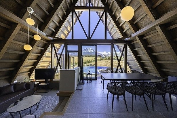 室内からも富士山が目の前に見える