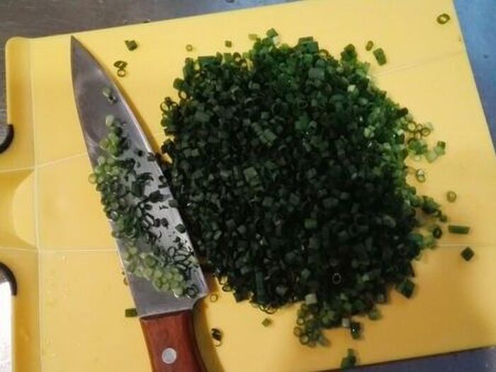 ペットボトルで保存すると便利な野菜。『シャカシャカ方式』がおすすめなんです♪