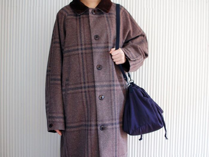 【ユニクロ:シー】カタチが可愛い！と大好評。さらに軽くて収納力もバツグン。今年の相棒バッグはこれに決定♡