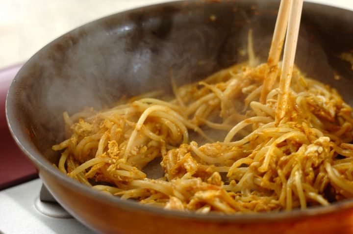 モヤシのカレー炒めの作り方2