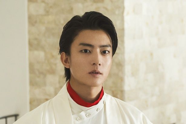 【写真を見る】永瀬廉と5年ぶりの共演となる伊藤健太郎 [c]2026「鬼の花嫁」製作委員会