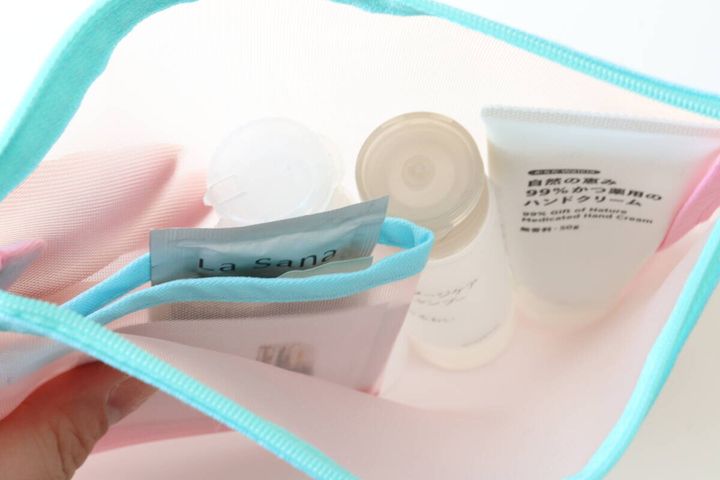 ミニポケット付メッシュポーチ 収納力