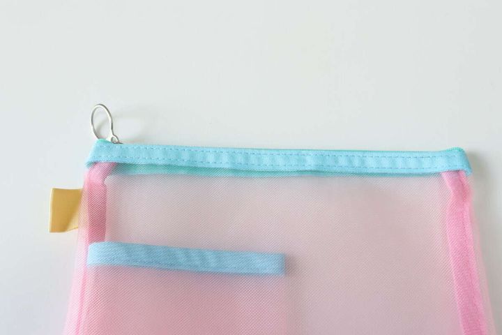 ミニポケット付メッシュポーチ デザイン