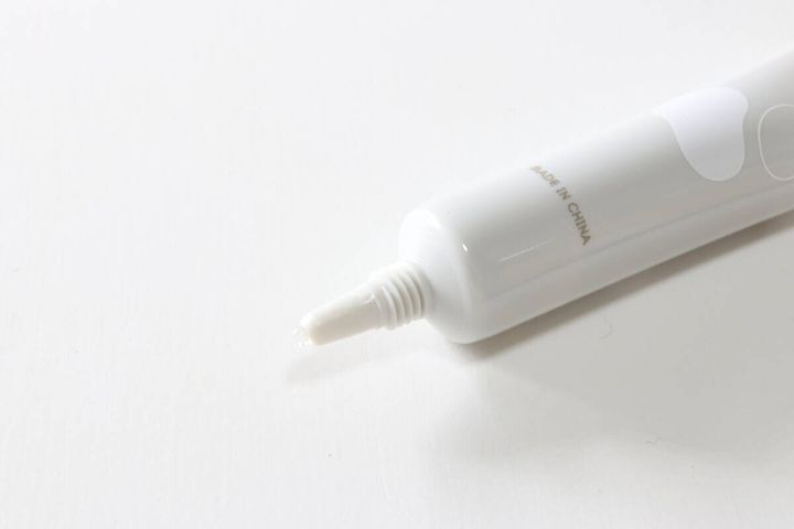 ダイソーの3Dチューブジェルの液