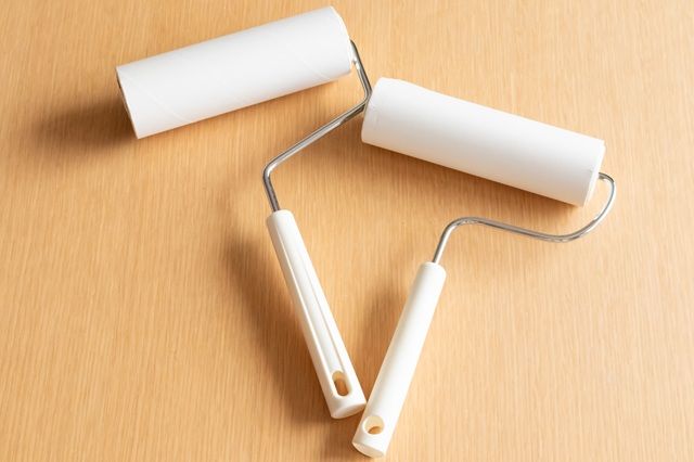 ダイソー 粘着シートクリーナー コロコロ イメージ