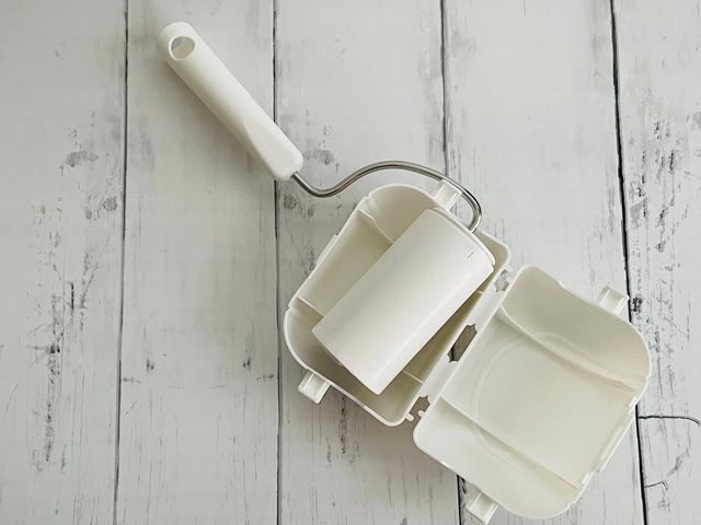 ダイソー 粘着シートクリーナー（カーペット用、ミニ）使い方