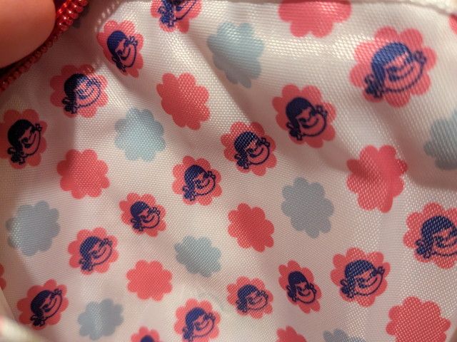 ペコちゃんポーチ 裏地の総柄デザインアップ