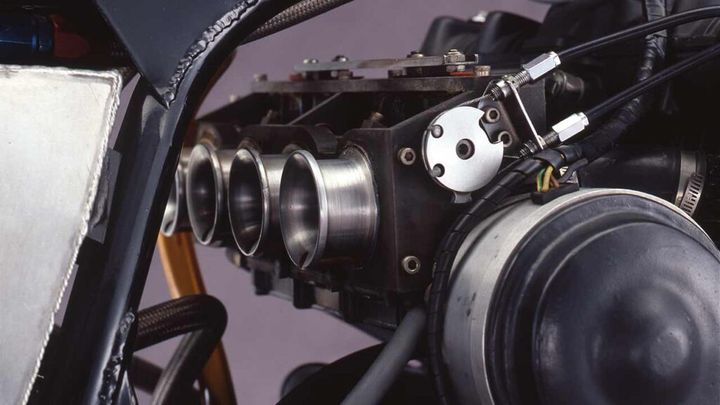 現代バイク用語の初級講座｜ エアクリーナーボックス入門【解説コラム】