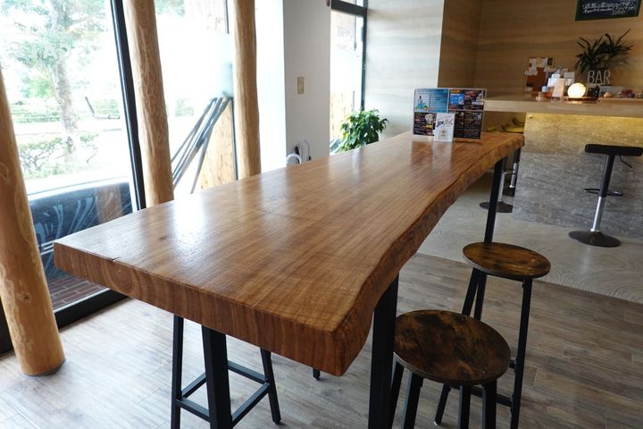 貴重な屋久杉を使用した インテリア