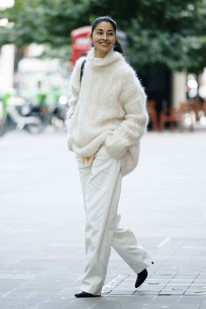 画像: まさに雲のような白に包まれて