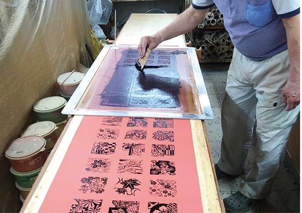 【京都府】京友禅手染め絹の指輪拭き「おふきpetit」が「ニッポンおみやげアワード」部門最高賞