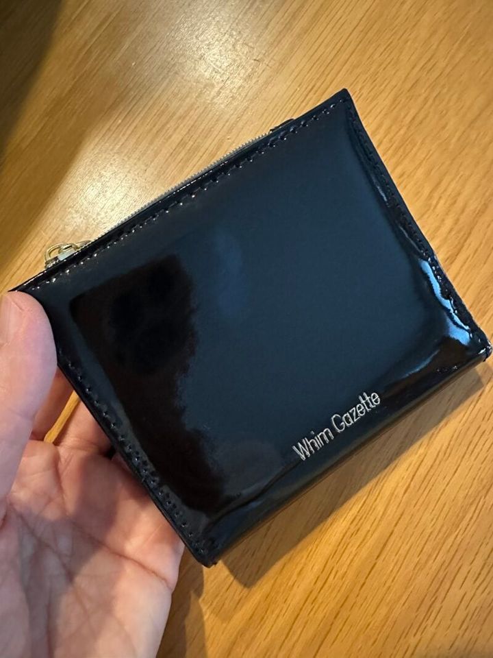 付録に見えない、上品なエナメル素材