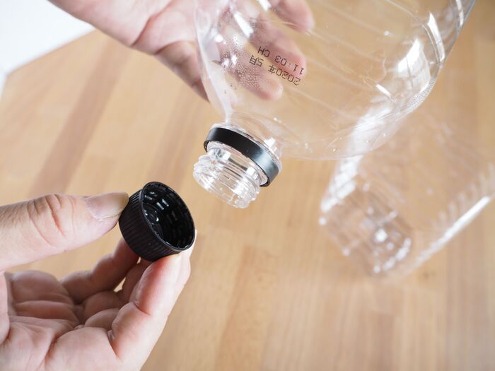 2Lペットボトル、捨てるの待って！おうちでも外でも活躍する