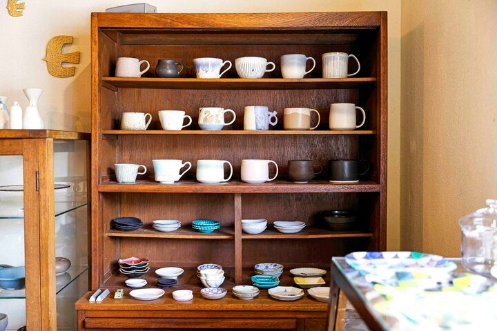 京都・平安神宮そばの「京都 おうち 岡崎本店」で見つけた、日々の暮らしを彩る器