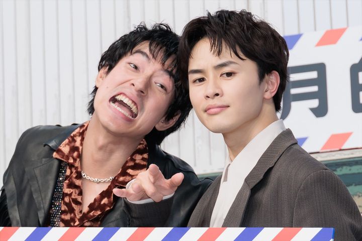 ドラマ25『俺たちバッドバーバーズ』記者会見の様子 クランクイン！ width=