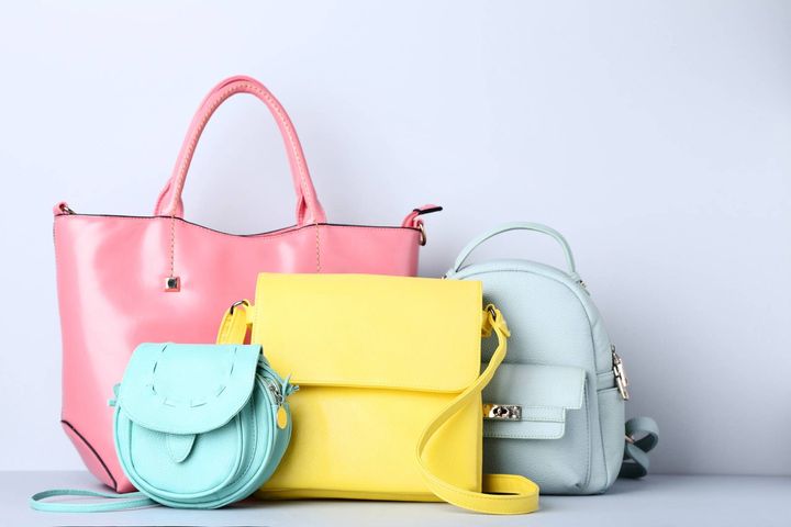 バッグ 人気運 上がる 明るい色