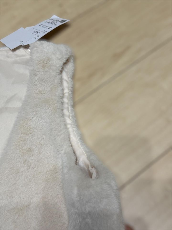 画像: 広めなアームホール