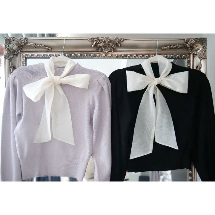 しまむらのニットプルオーバー（門脇伶奈）