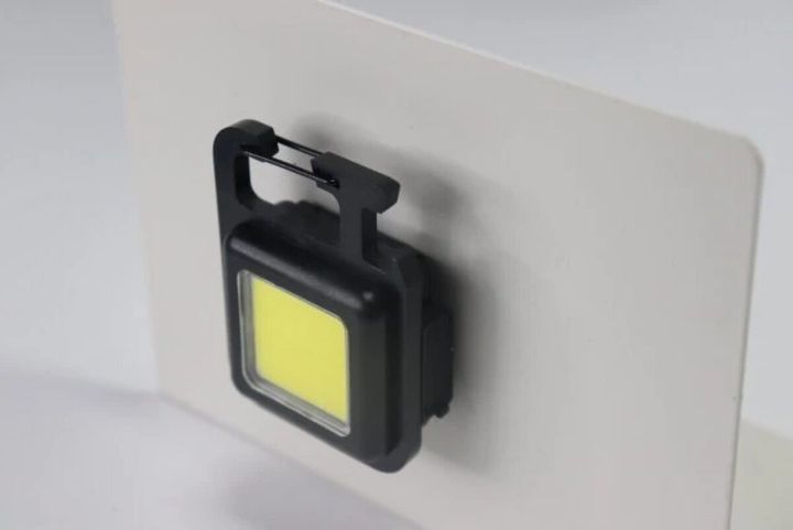 ダイソー 充電式COBライト