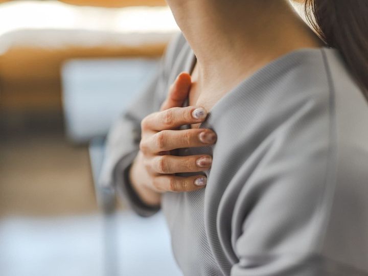 神奈川県在住・37歳女性が実家暮らしを選ぶ理由とは？ All About ニュース編集部が実施した「実家暮らし」に関する調査から、現在実家暮らしをしている人の生活費や将来の計画などを紹介します。