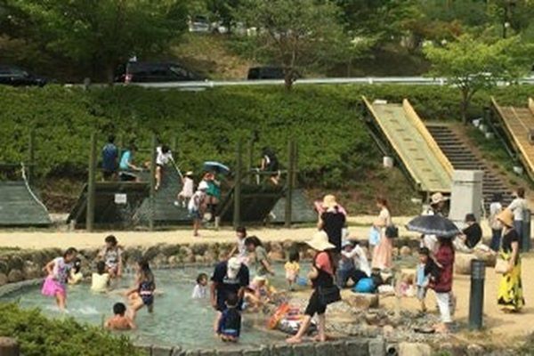 【三重県伊賀市】温泉・自然・体験で癒される新たな滞在拠点「glampark さるびの温泉」がオープン！