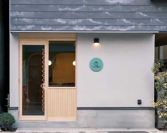 【神奈川県逗子市】駅前商店街の新たなランドマーク！人気おからマフィン店fujico muffinの新店舗OPEN