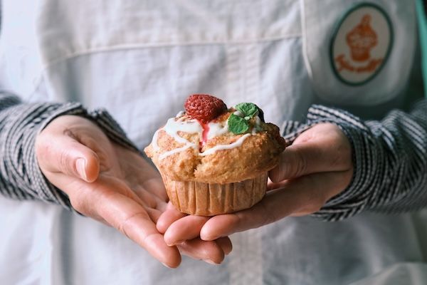 【神奈川県逗子市】駅前商店街の新たなランドマーク！人気おからマフィン店fujico muffinの新店舗OPEN