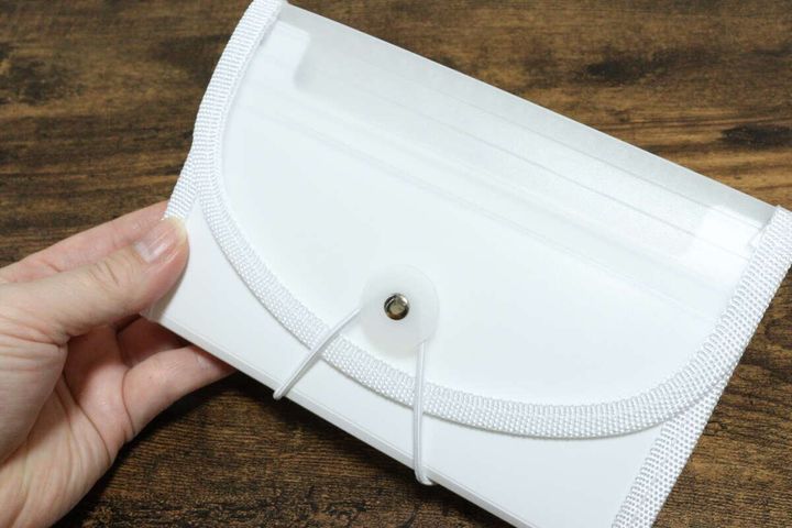 セクションファイル（13ポケット、B、白） サイズ感