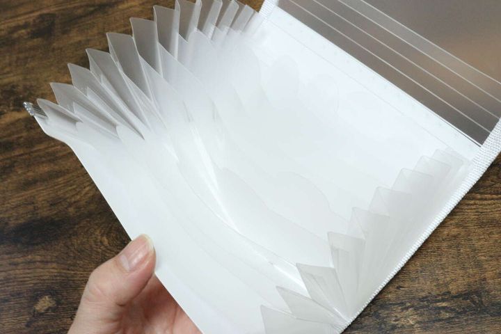 セクションファイル（13ポケット、B、白） 構造