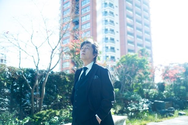 【写真を見る】カースケ、グズ六、オメダは昭和の青春の象徴！カースケを演じてきた中村自身の青春の象徴とは？ 撮影/木村篤史 ヘアメイク/鈴木佐知 スタイリスト/奥田ひろ子