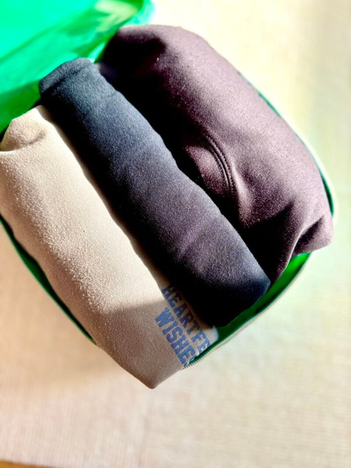 大ポーチは、１泊旅行にとっても便利！