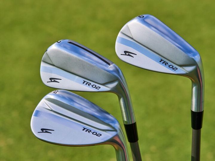 つるやゴルフの最新クラブがスゴすぎる！性能をコースで試打解説