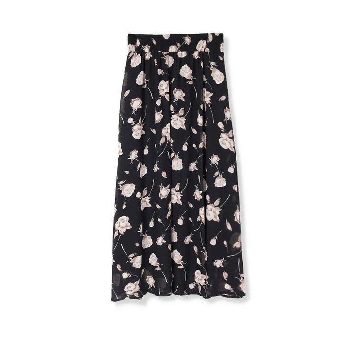 しまむらの花柄スカート（Coco）