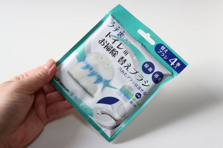 セリア 洗剤付きトイレブラシパッド