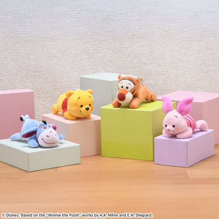 くまのプーさん 赤いほっぺ 寝そべり マスコット