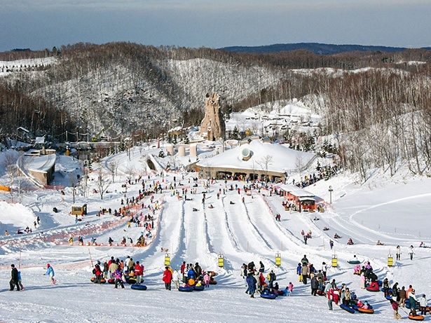 滝野スノーワールドと雪のモアイ像＆羊ヶ丘コース