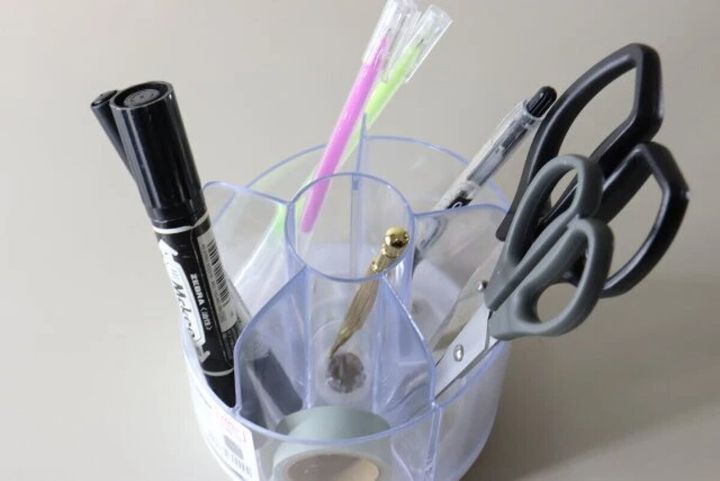 ダイソー 回転式ペン立て