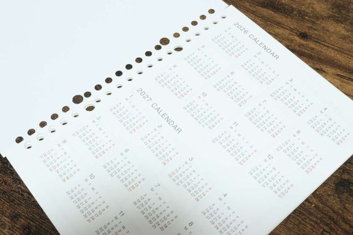 2026年ルーズリーフマンスリー（A5、シンプル） カレンダー