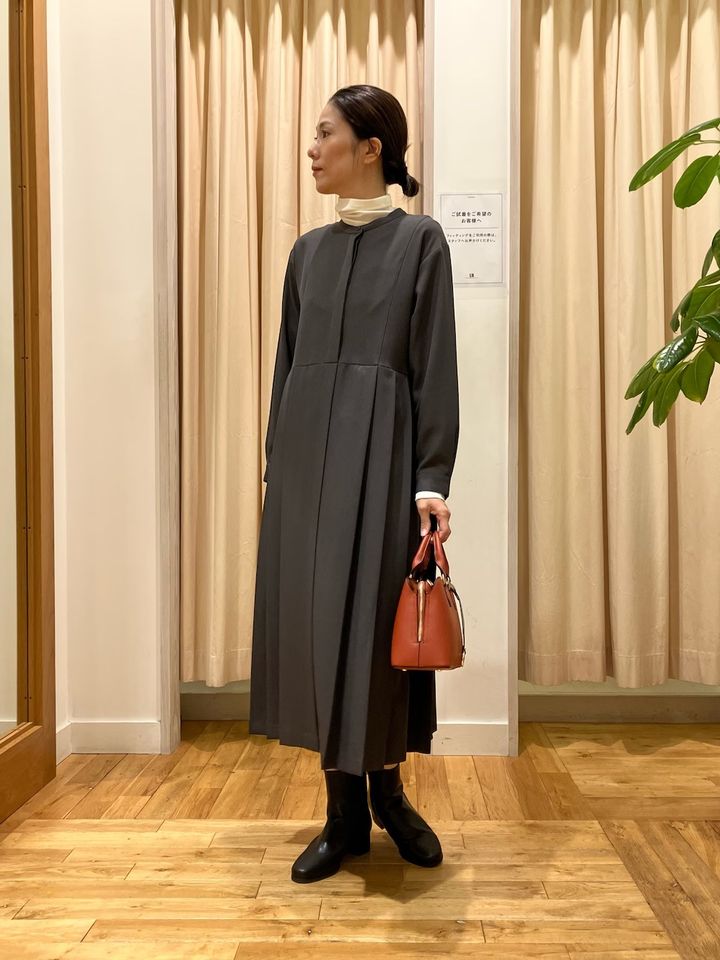 きちんと感で好印象なプリーツワンピース