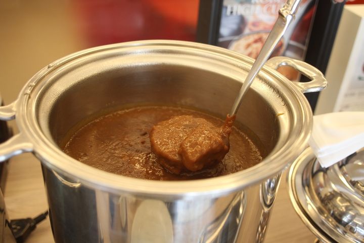 ホテル自慢のビーフカレー「神戸ハイカレー」