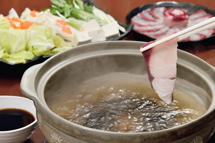 紺碧の海が広がる伊予国・愛南町で海グルメ三昧！｜多聞恵美ルポ・滋賀県