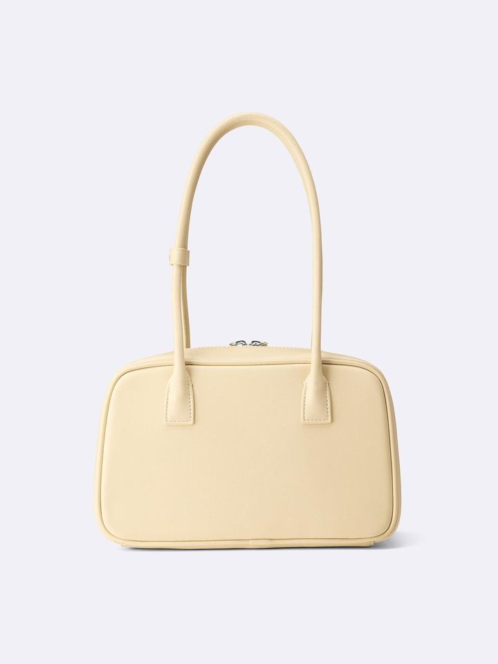 画像2: 出典：GU