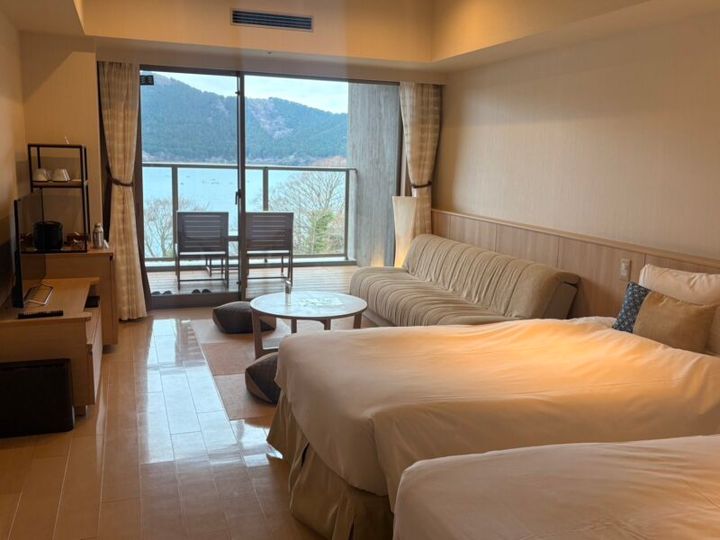 客室／箱根・芦ノ湖温泉リゾート「はなをり」