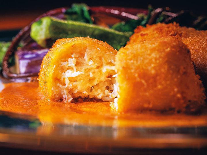 白金高輪『洋食レストラン marronnier』のカニクリームコロッケ