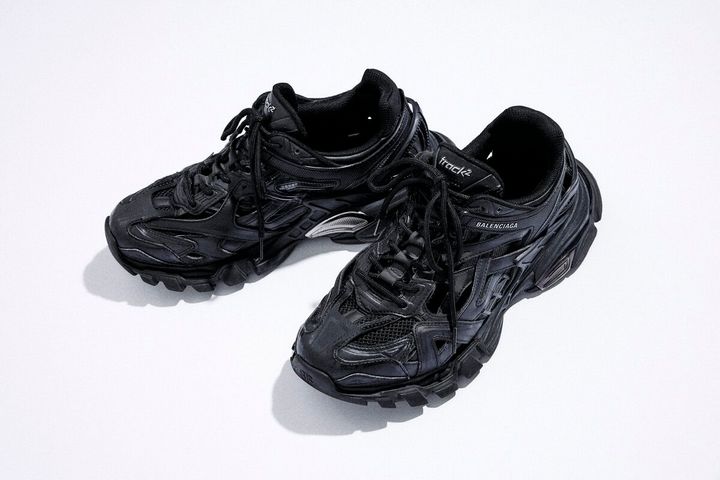THE JET BOY BANGERZのKOTAのお気に入りのスニーカーはBALENCIAGAの「Track2」！
