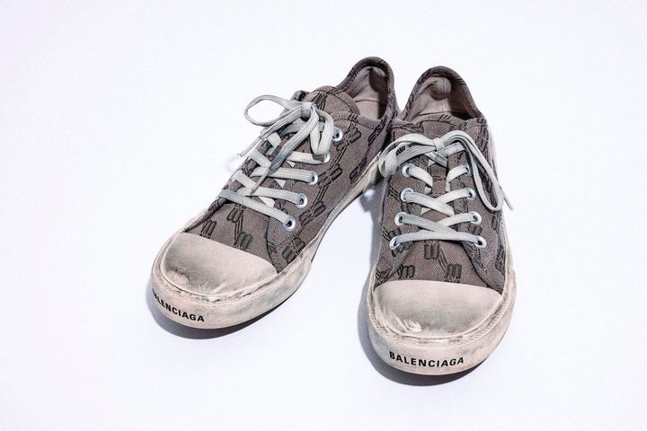 THE JET BOY BANGERZのTAKUMIのお気に入りスニーカーはBALENCIAGAの「BB MONOGRAM」！