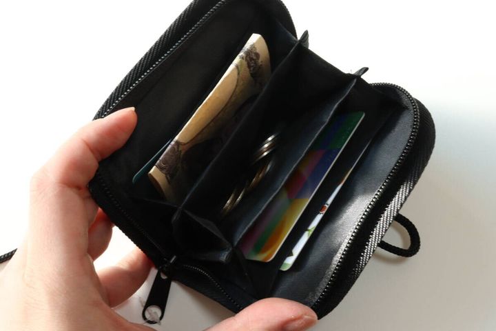 紐付キッズウォレット（ブラック） 収納例