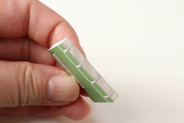 ドール ブック 和書 背表紙